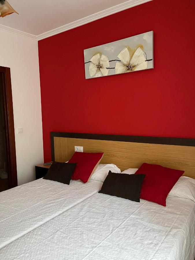 Pension A Pedra Dumbria Exterior photo