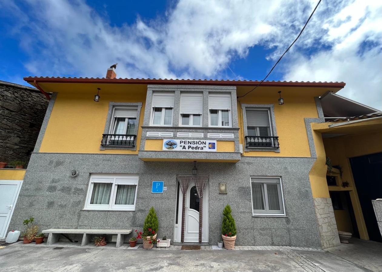 Pension A Pedra Dumbria Exterior photo